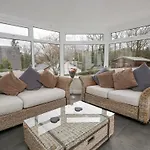 בית נופש Whimhowe *