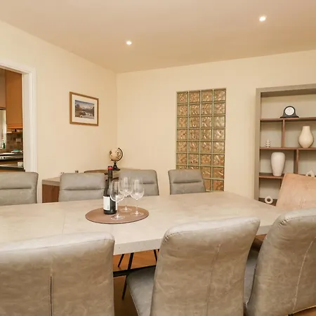 度假居 Whimhowe *