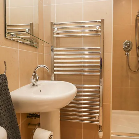 Whimhowe Дом отдыха