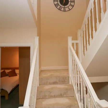 度假居 Whimhowe *