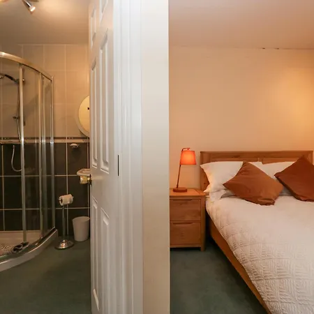 Whimhowe Дом отдыха